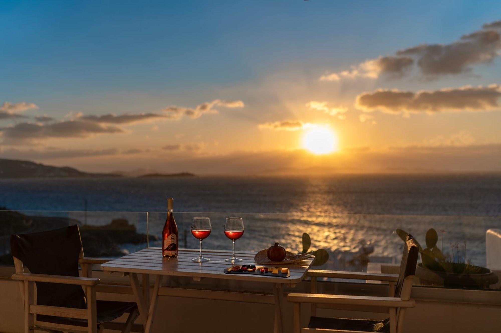 With-Inn Mykonos Suites Tourlos Buitenkant foto