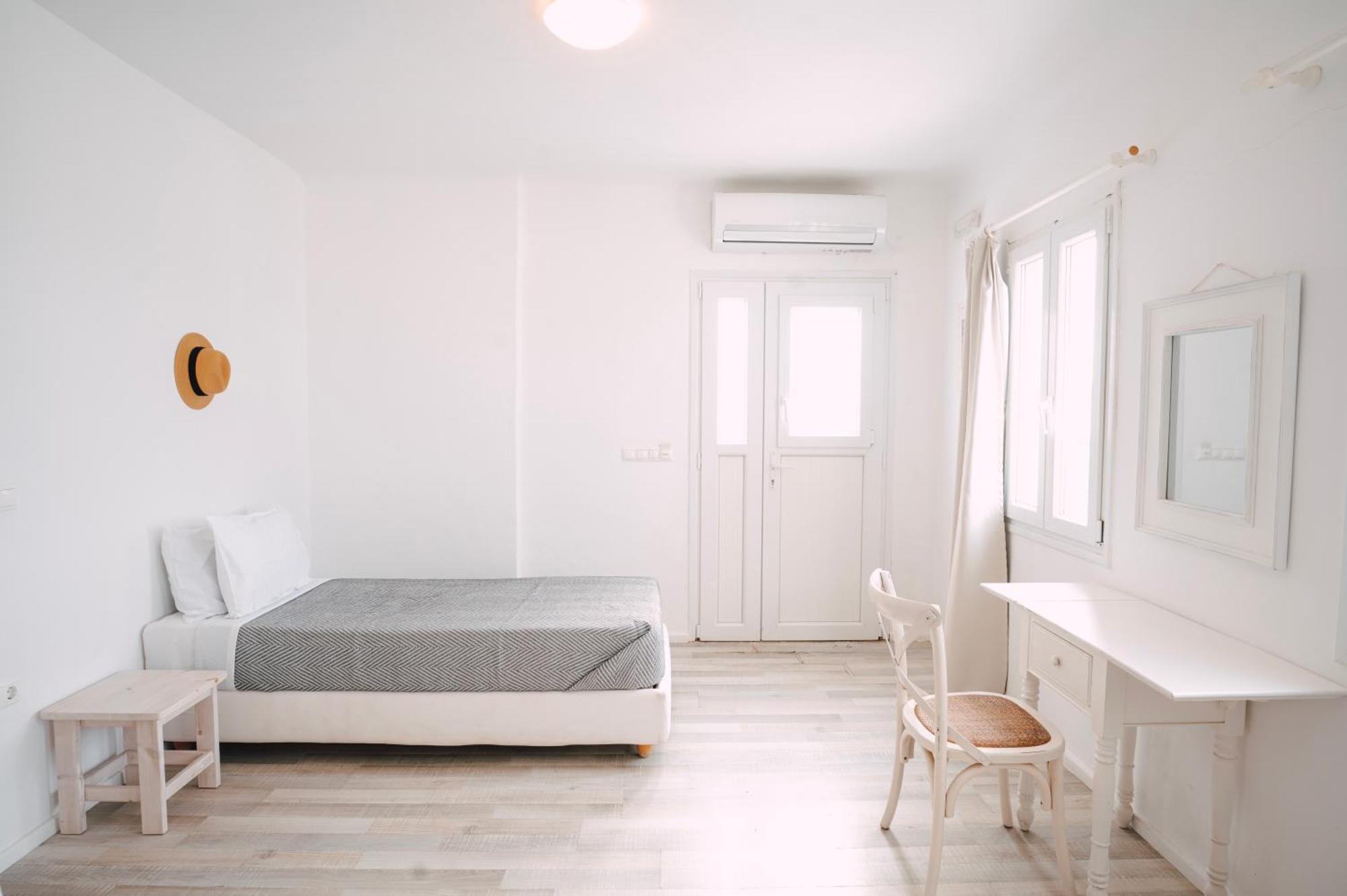 With-Inn Mykonos Suites Tourlos Buitenkant foto