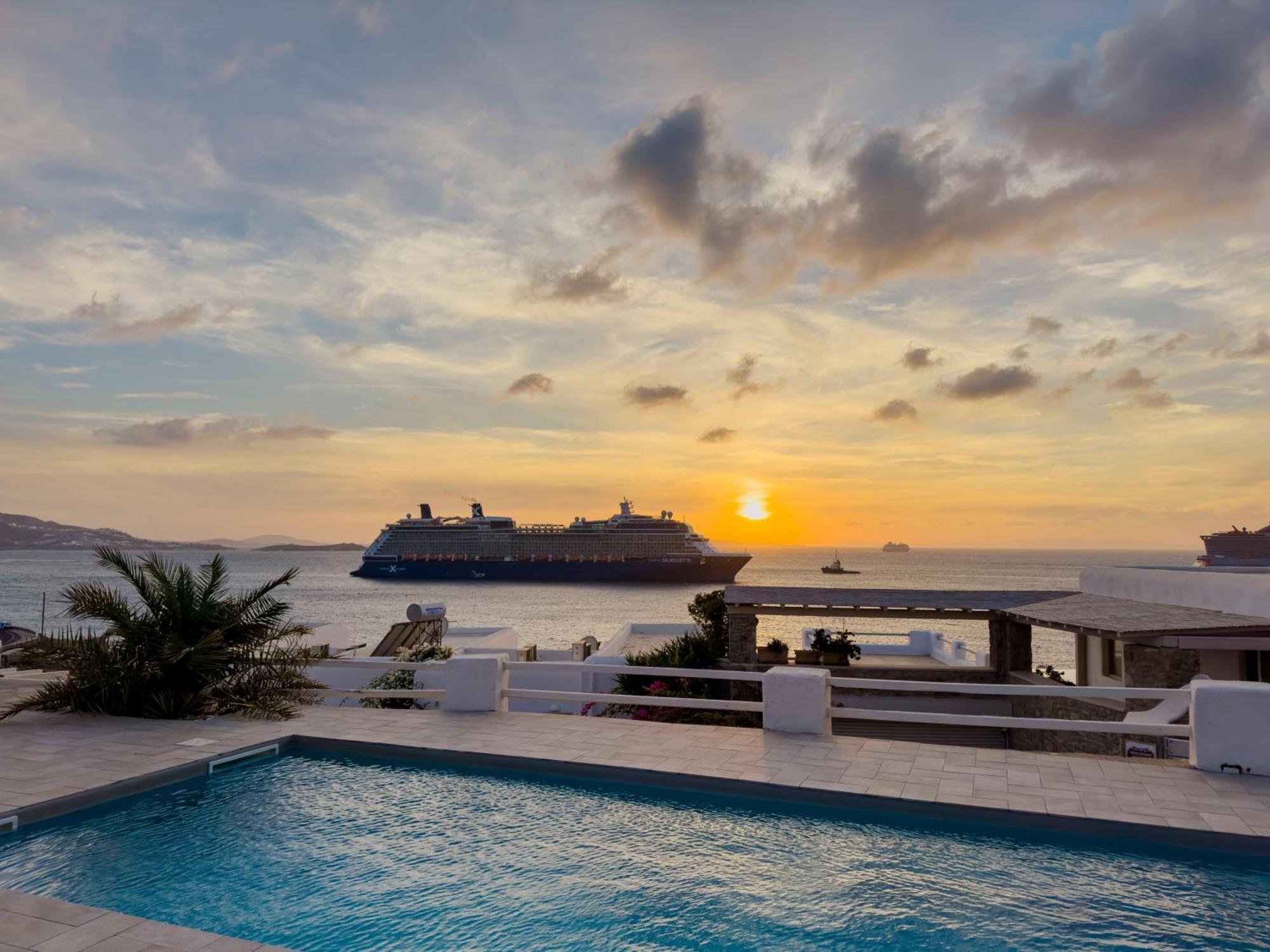 With-Inn Mykonos Suites Tourlos Buitenkant foto