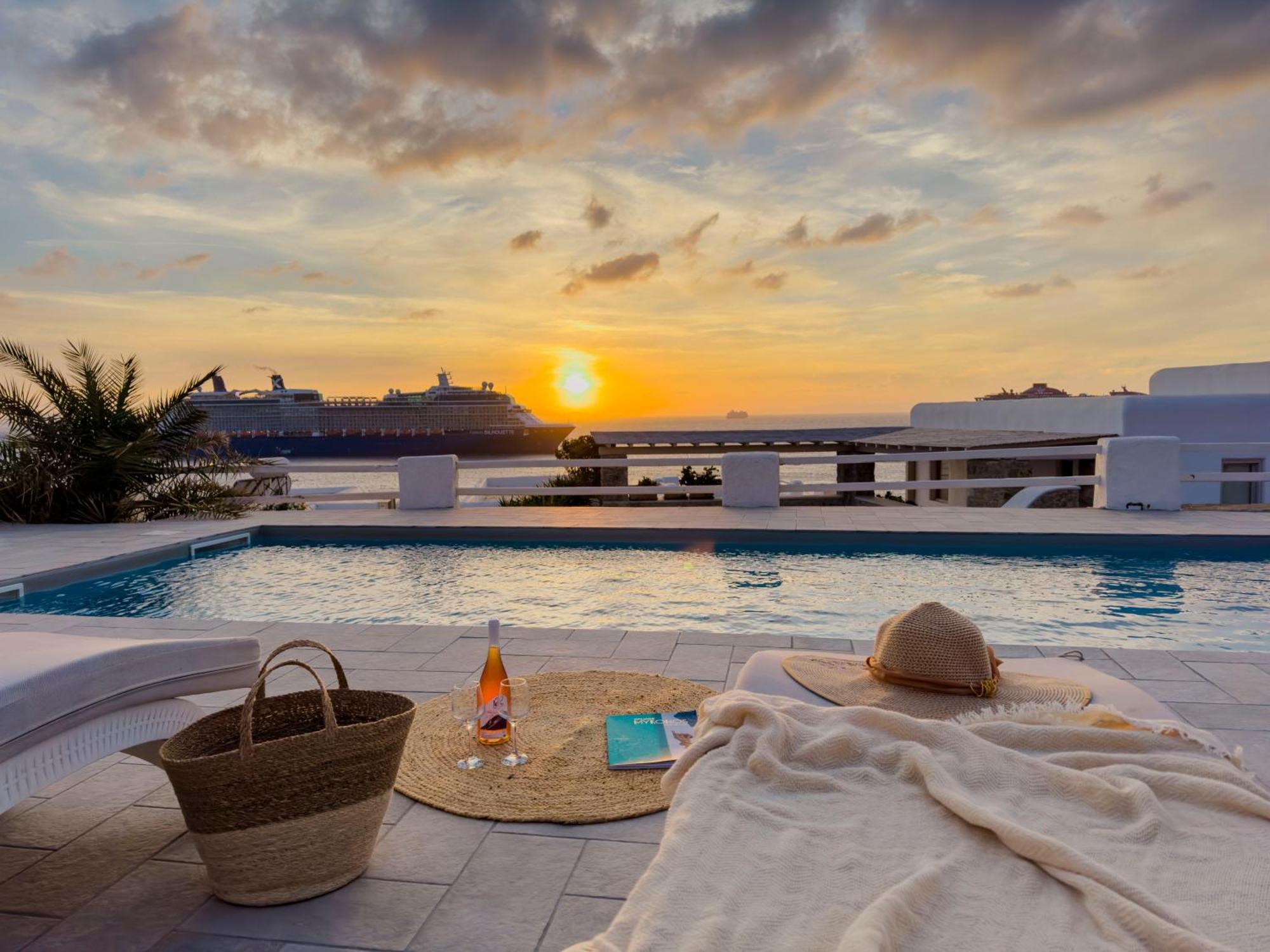 With-Inn Mykonos Suites Tourlos Buitenkant foto
