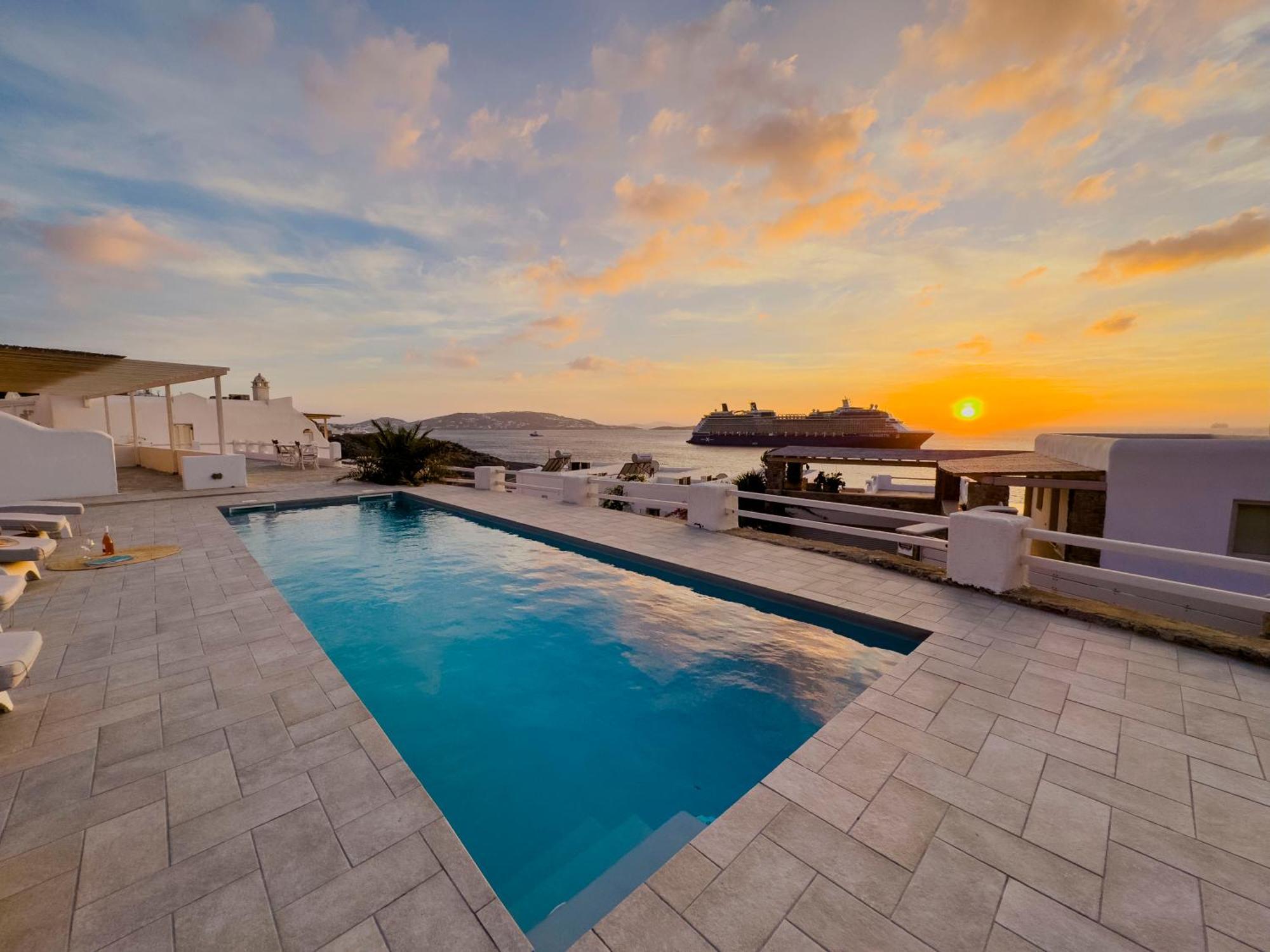 With-Inn Mykonos Suites Tourlos Buitenkant foto